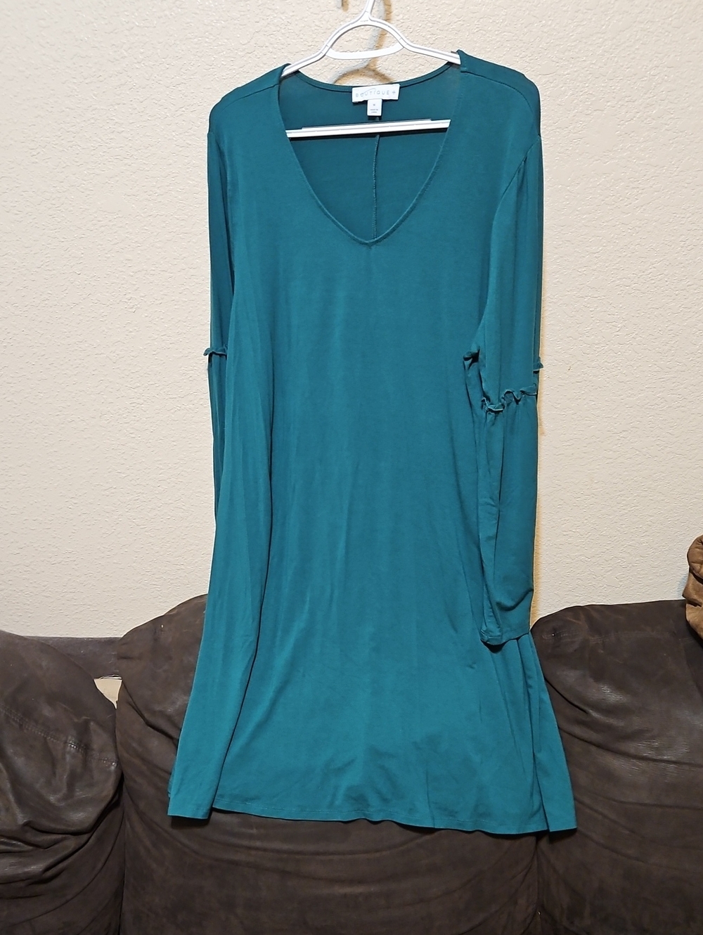 Boutique 9 Teal V-Neck Long Sleeve Midi Dress